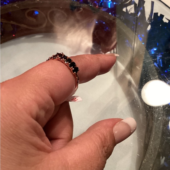 Bomb party studding radiance - Picture 1 of 4